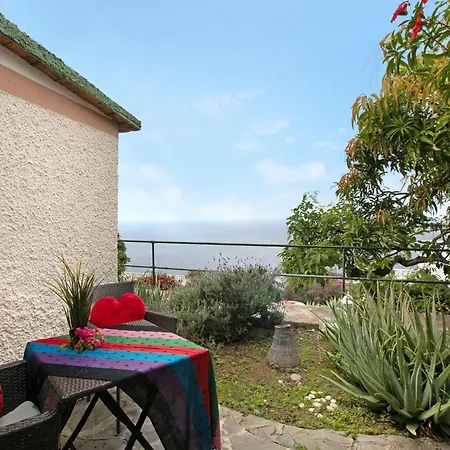 Welcome In Paradise Apartment